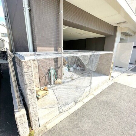 ブルームライフ八田駅前の物件外観写真